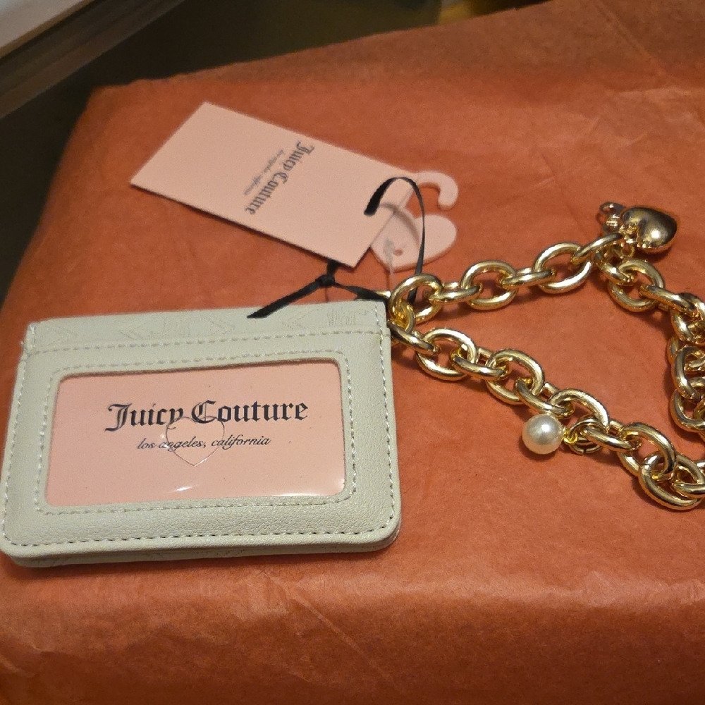 Juicy Couture Cream Card Holder with Gold Chain - Picture 5 of 5